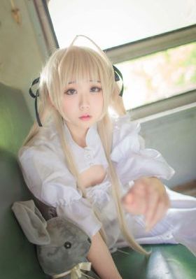 美女被叉叉_DVD免费观看视频