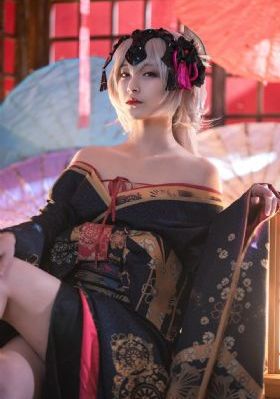 一个人看的视频免费高清在线_BD完整在线观看